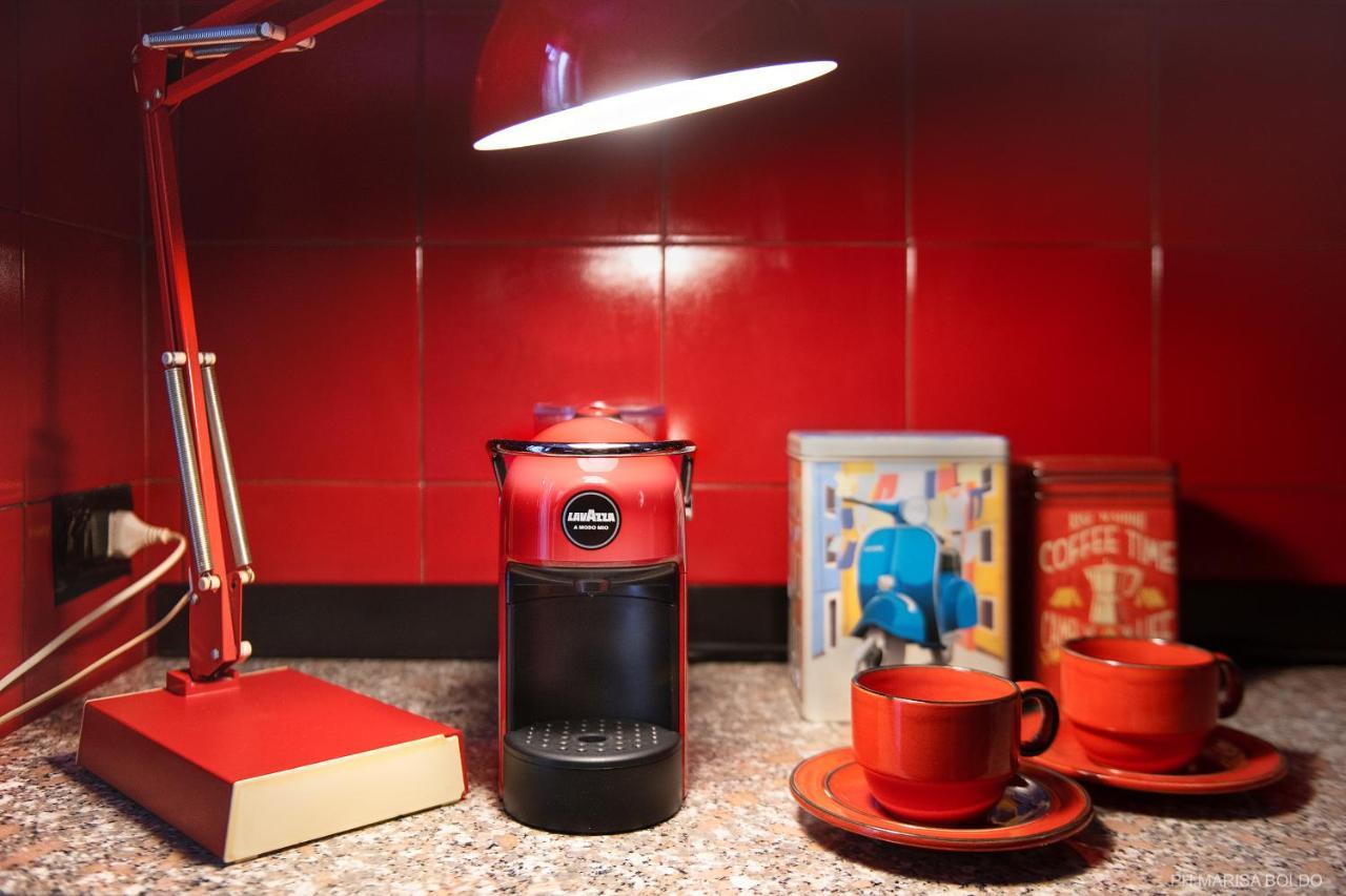 Billie'S Flat Red - Art & Design Apt In Verona Historic Centre Exterior foto